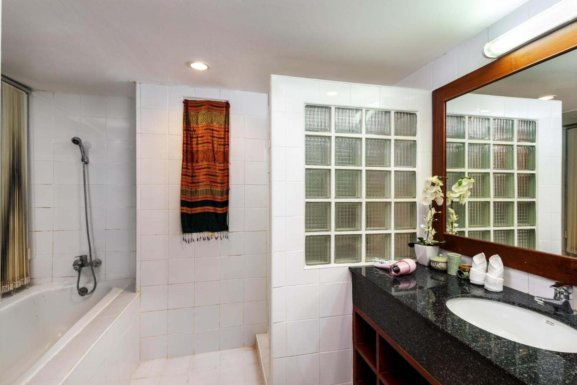The Sands 2 Bedroom Apartment Naiharn Nai Harn Kültér fotó