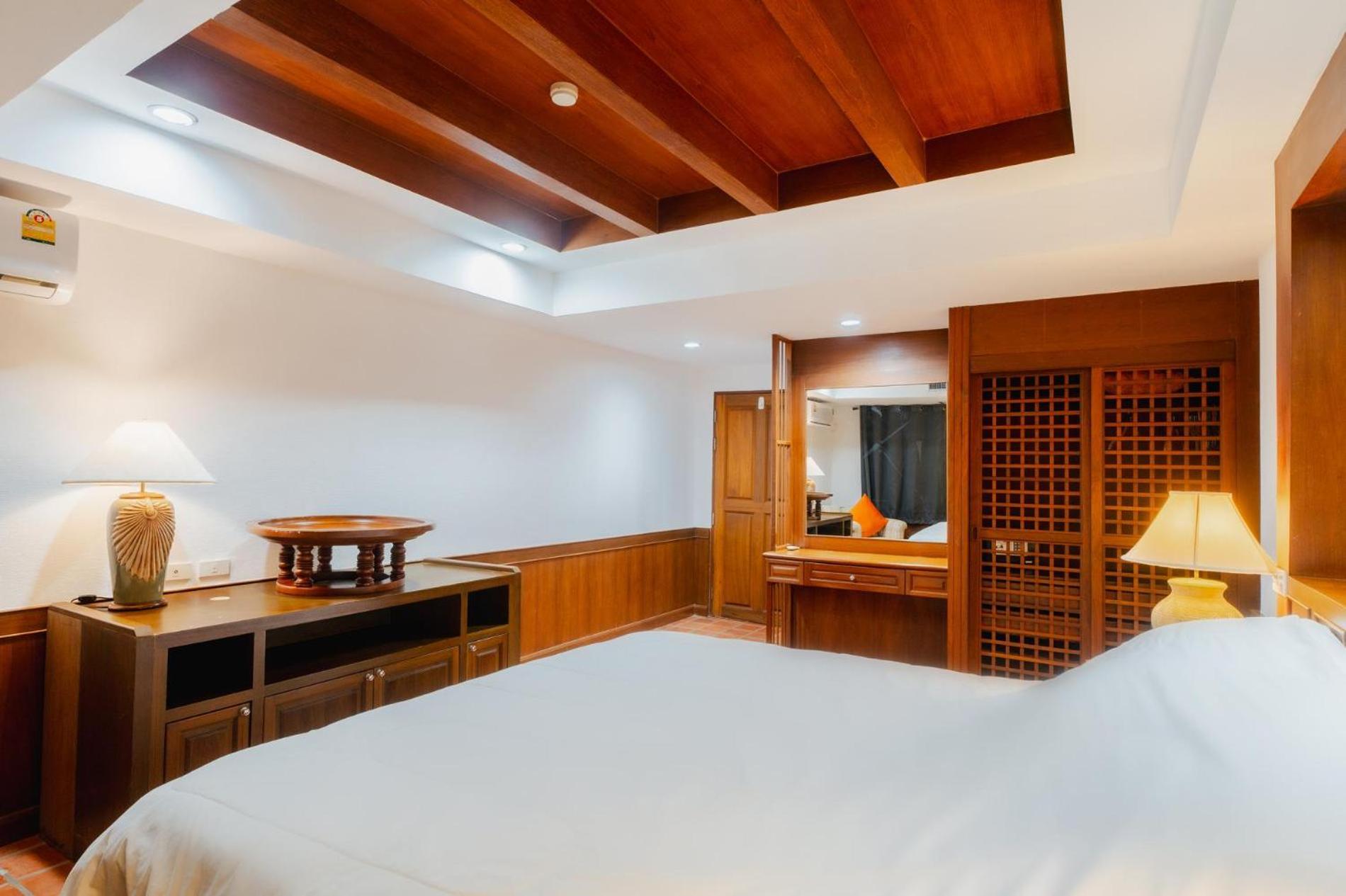 The Sands 2 Bedroom Apartment Naiharn Nai Harn Kültér fotó